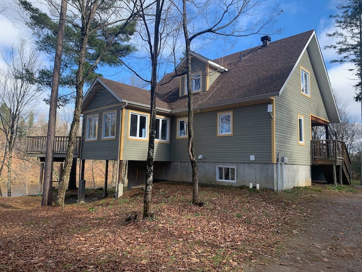 SaintGabrieldeValcartier Vacation Rentals & Homes Quebec, Canada Airbnb