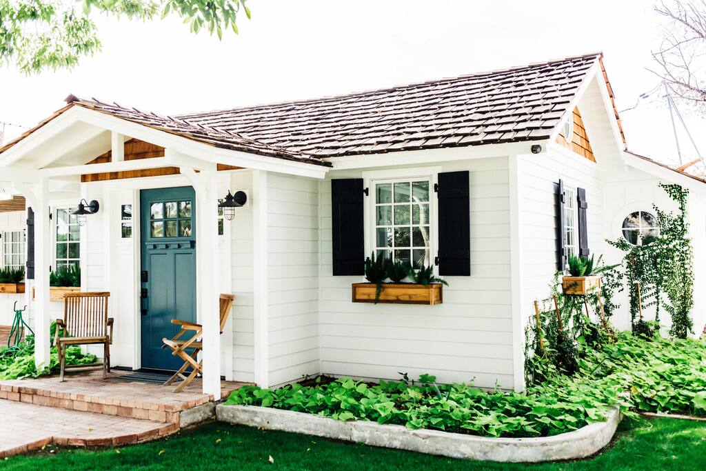 The Palm House DOWNTOWN GILBERT Houses for Rent in Gilbert, Arizona