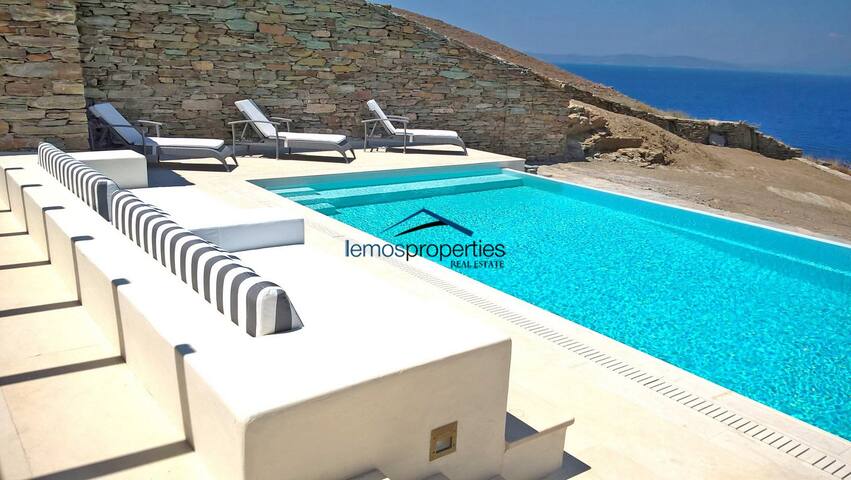 Luxurious stone villa with a swimming pool gallery image 2
