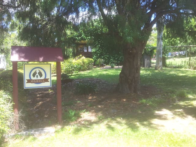 Oxhill. A house among the gum trees