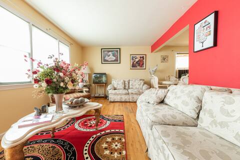 2 Bdrms Gr8 for groups sleeps 5 EWR/NYC/Trains
