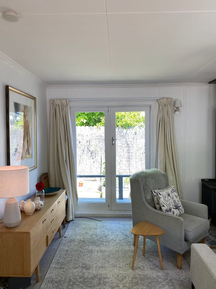 Charming Bungalow Walking Distance To Arrowtown - Snow Farm NZ