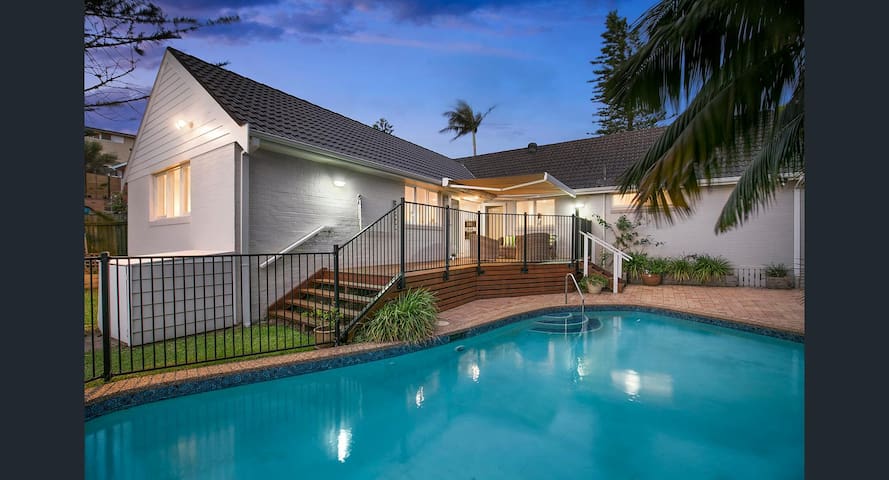 Gorgeous Beach-side Getaway w/t Pool-Pets Allowed