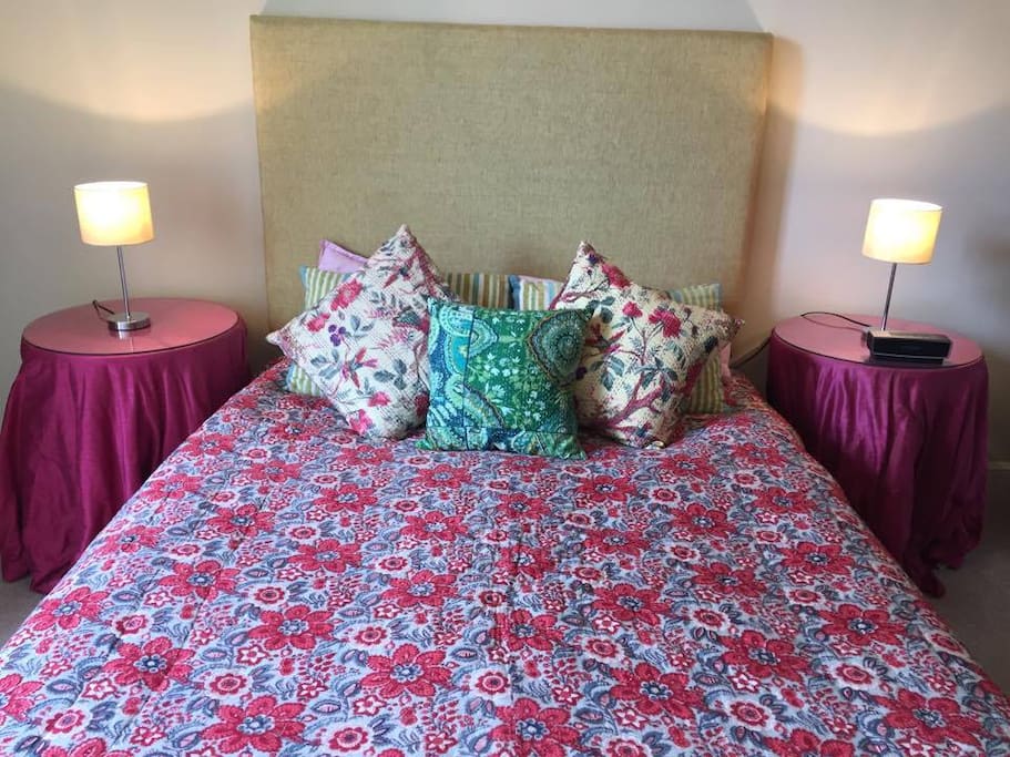 Guest bedroom