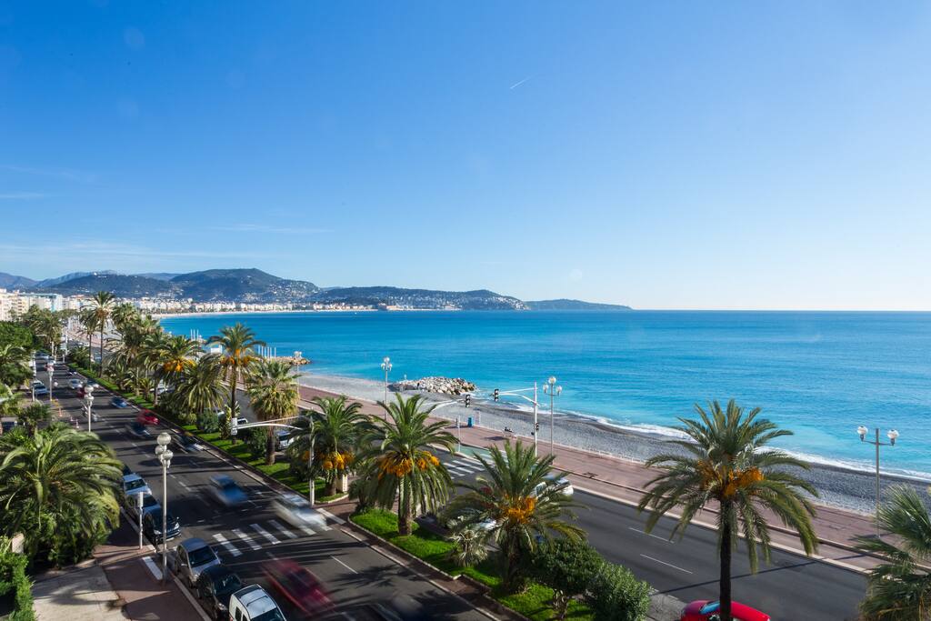 Right across the promenade for a swim!!! And sunbathing!