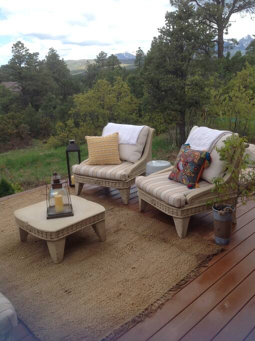 Back Deck- off living room-great sunset & mountain views!