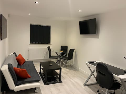 Successful Airbnb property: Sark house 1 bed Apartment Chorlton manchester in Chorlton