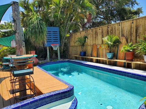 Juno Beach Pool House
