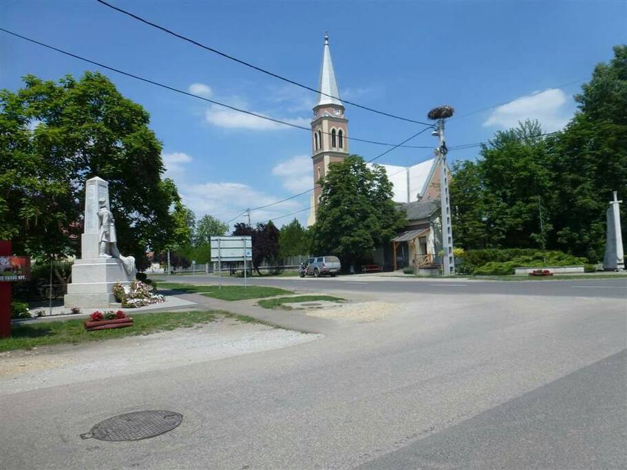 Lovely town centre with waterpark.