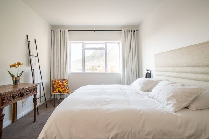 Slick Kloof Street Apt Mountain City View gallery image 4