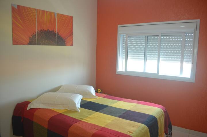 Chambre avec salle de bains