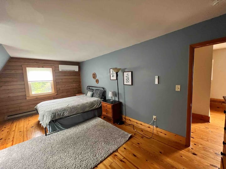 საძინებელი 1