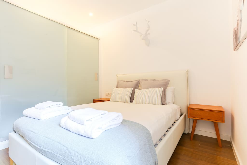 Comfortable double bed