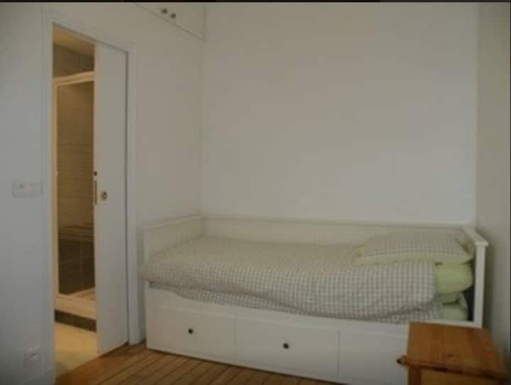 Chambre D'hôte N°2, Belle Maison - Malakoff
