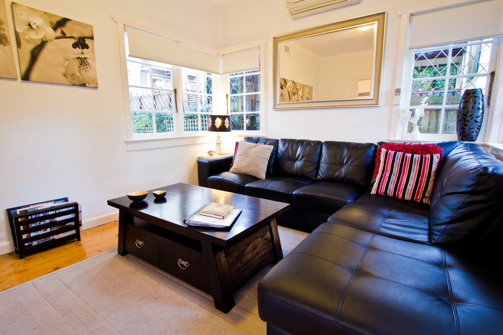 Relaxing Lounge Room