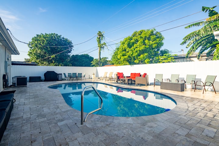 Large 5 Br Pool Home In Hollywood/min To Beach/fll - Davie