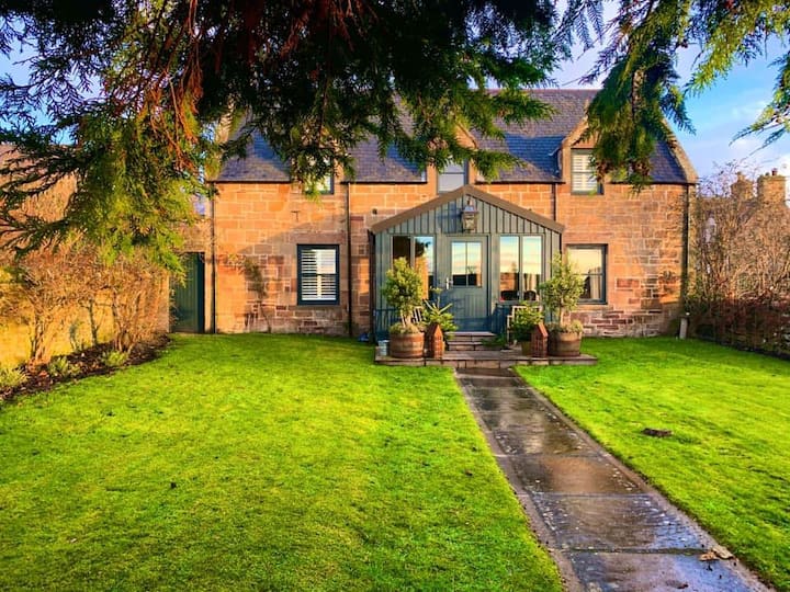 Dornoch Vacation Rentals & Homes Scotland, United Kingdom Airbnb