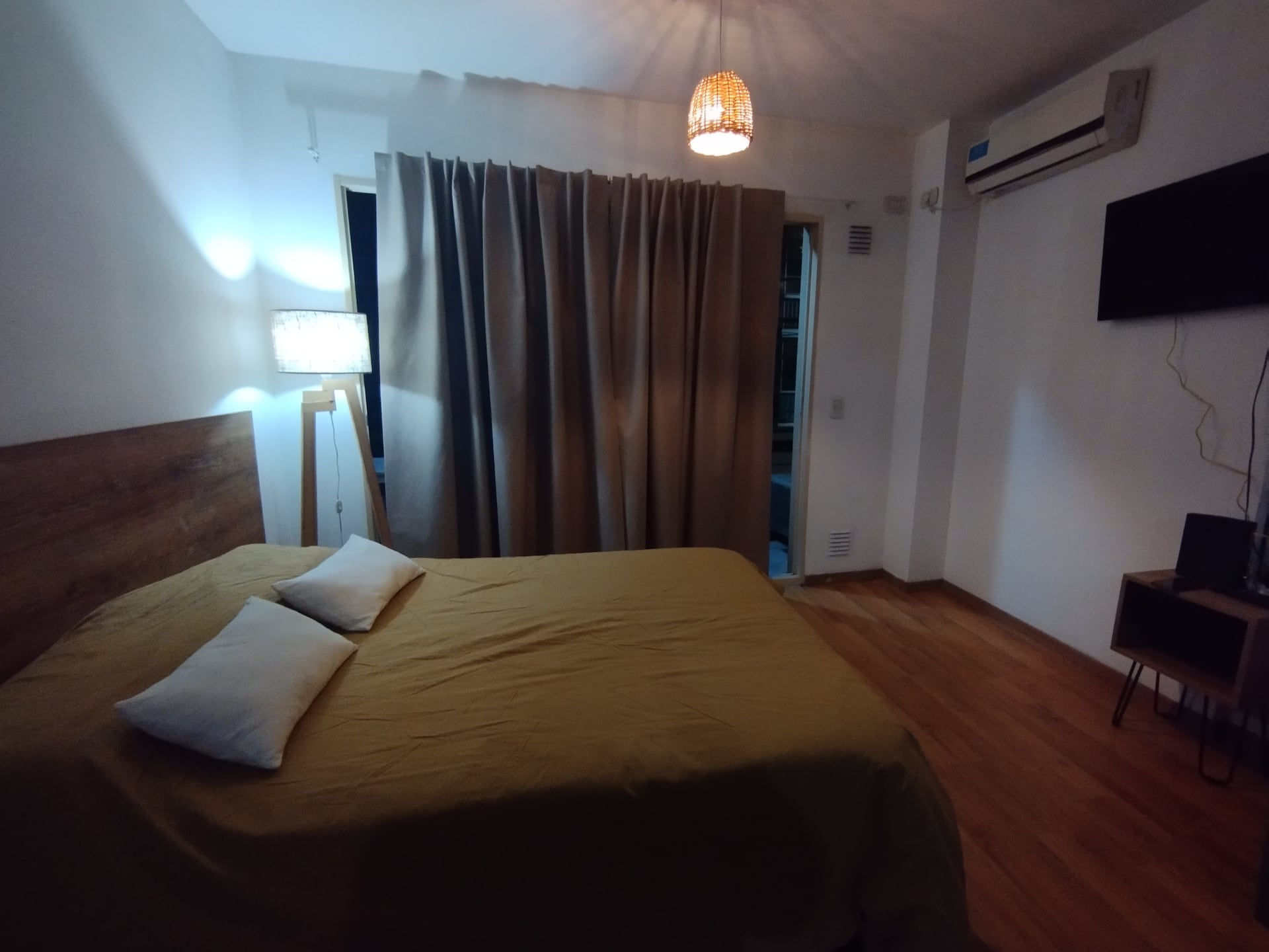 Studio apartment in Flores