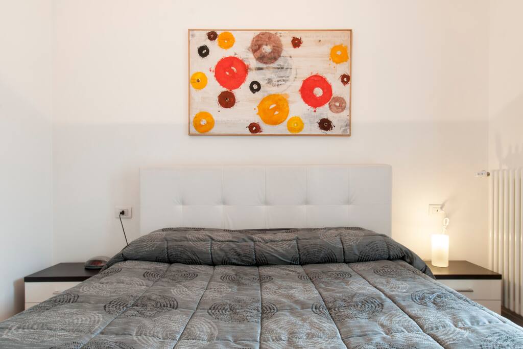 bedroom 1/4