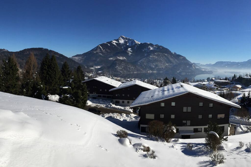 Die Aussicht im Winter vom Wohnzimmer (the view from the living room in winter)