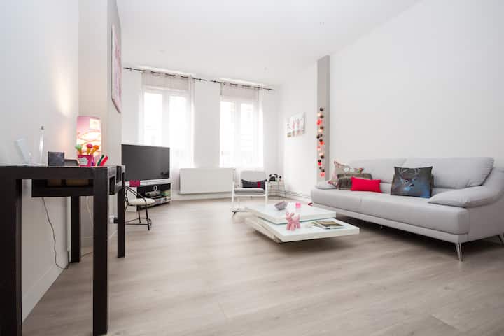 Loft Moderne Au Centre De Lille Lofts For Rent In Lille Nord Pas De Calais France