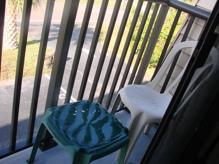 1号卧室外的小阳台图片