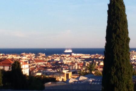 1 Bedroom Sea View From Balcony Nice Cimiez