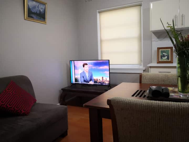 Quiet House In Narwee - Penshurst