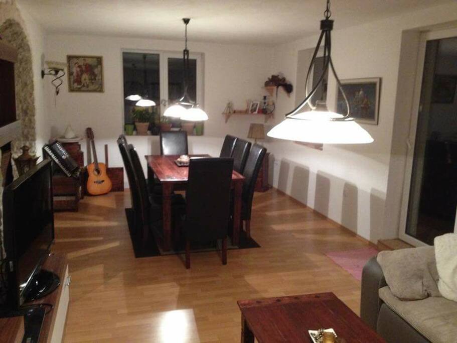 living room and dinning rom