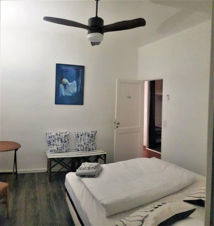 Chumba cha kwanza cha kulala