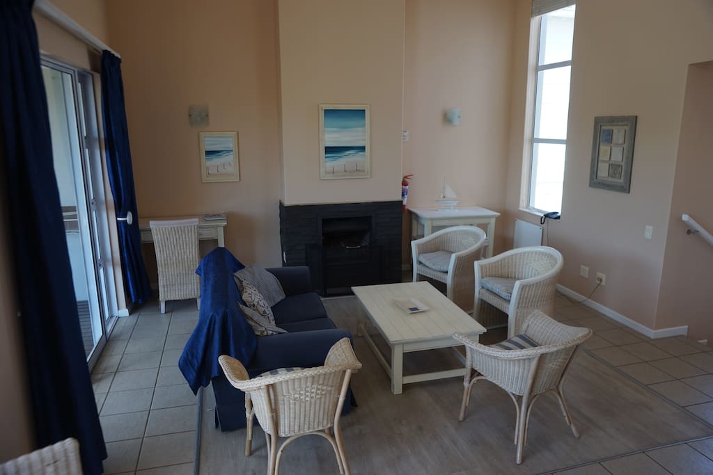 Lounge area