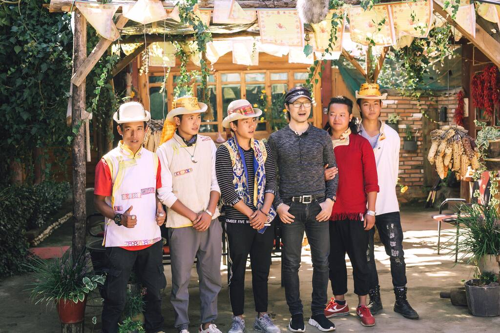 与歌手汪峰老师合影留念