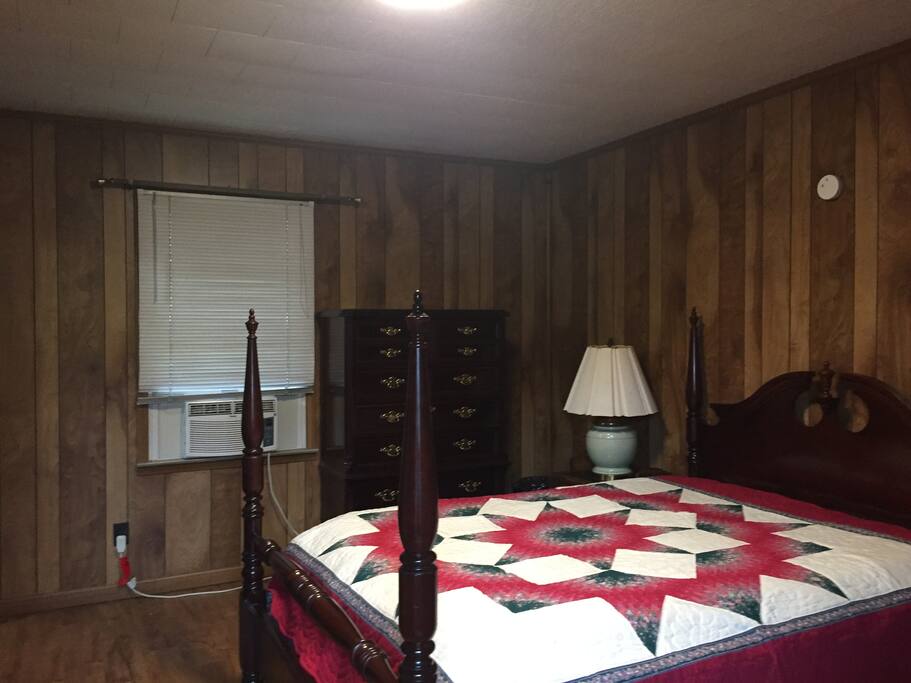Bedroom wall airconditioner