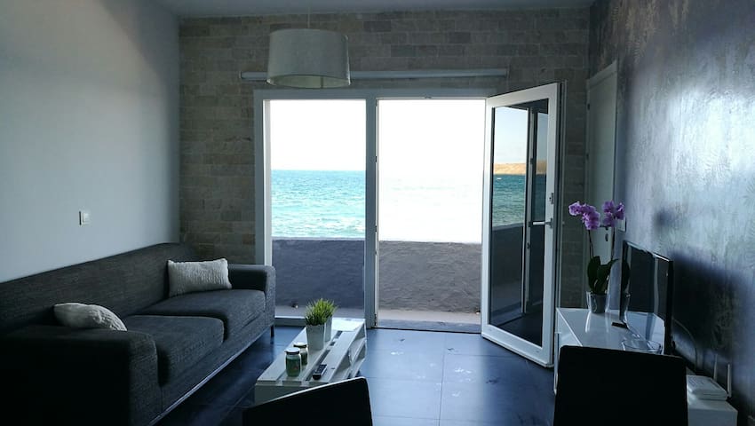 Apartamento   1ª linea del mar Pozo Izquierdo