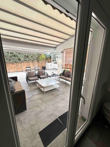 Palma city modern house with big pool gallery image 5