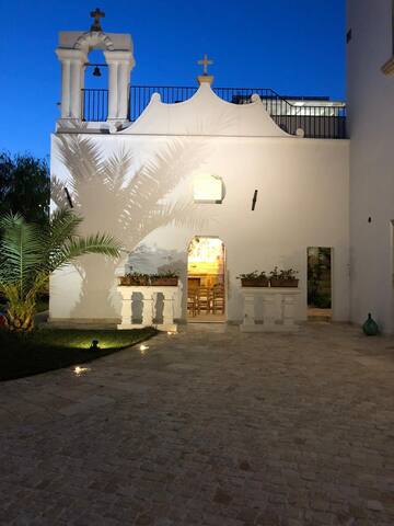 Dimora storica del ‘700 con piscina. gallery image 3