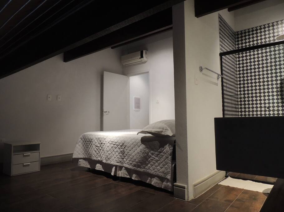 Suite 1