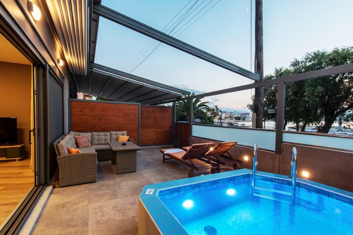 FAMILY luxury apartment gallery image 4