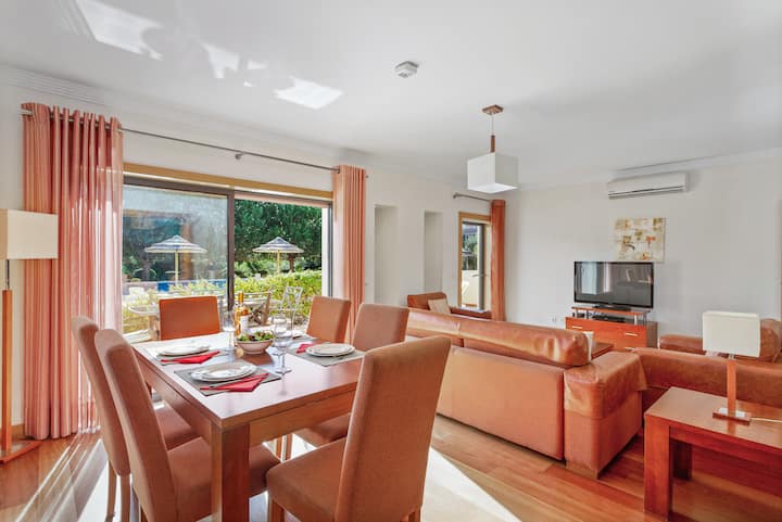 Large Poolside Apartment, Albufeira (Pc-39-c) - Albufeira