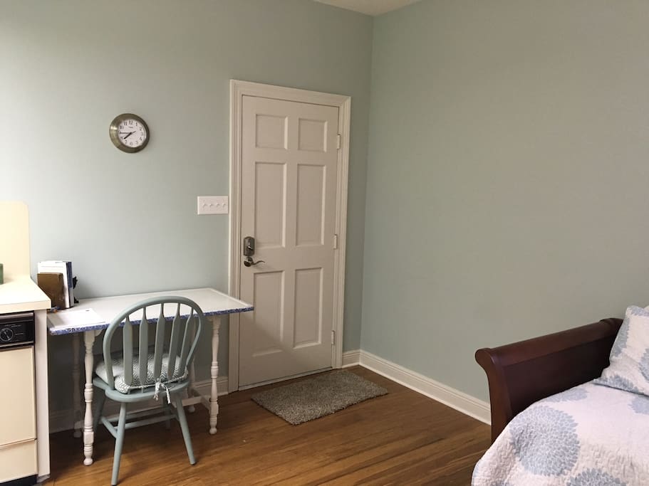 Private entrance with keyless entry; desk/table