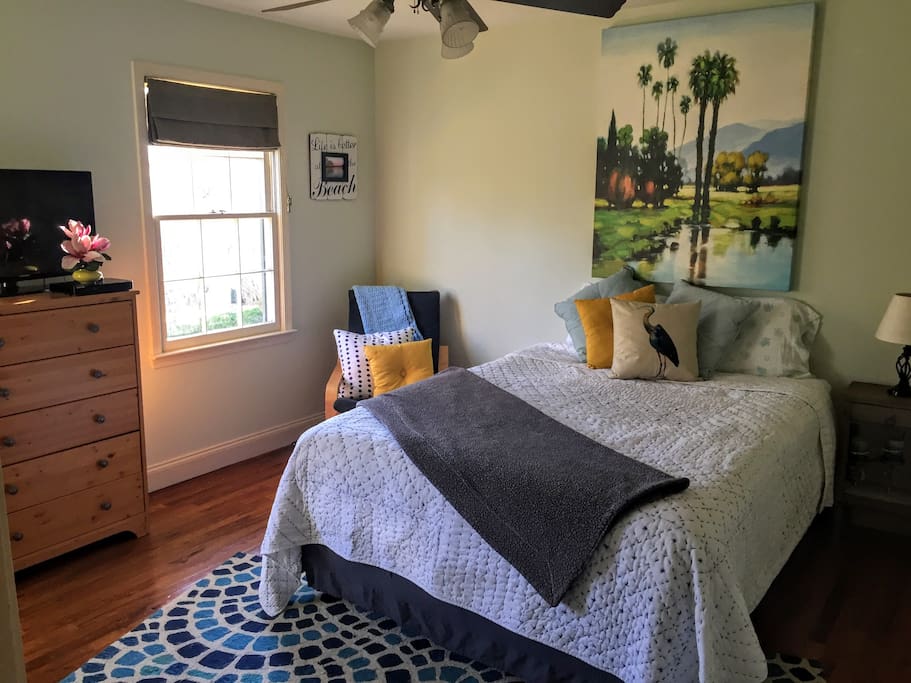 Queen Size bedroom