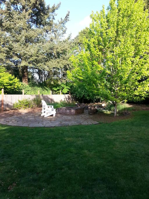 Common Green Space