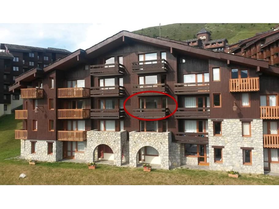 L'appartement CS1207 (en rouge) au 2ème étage de la résidence Croix du Sud