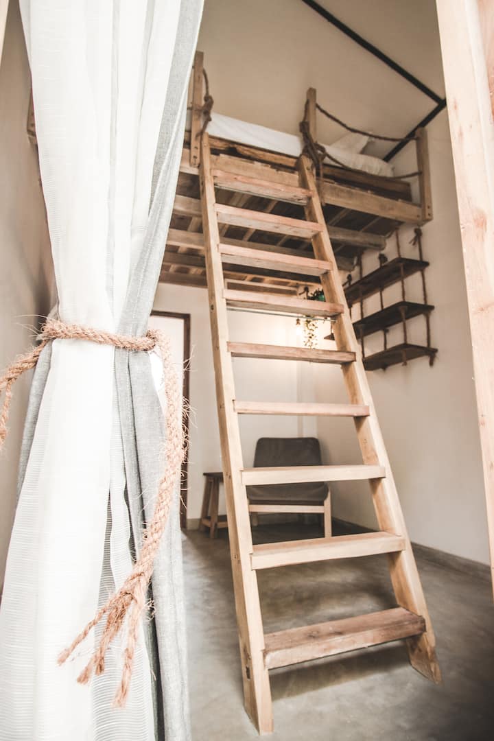 2階の3部屋の中で一番小さいです