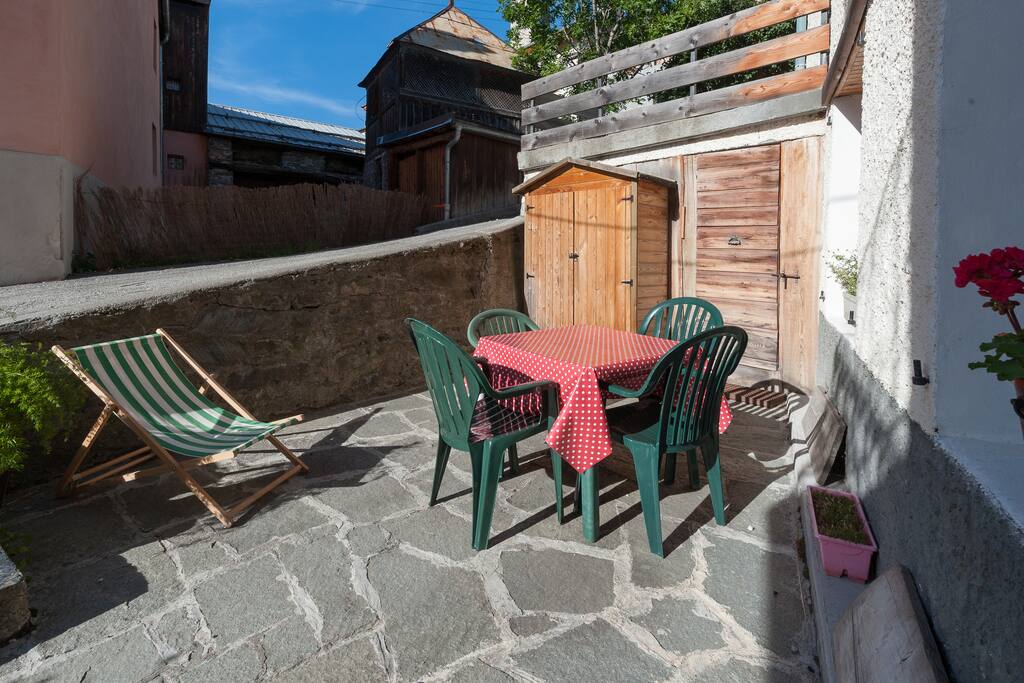 Terrasse (été uniquement)