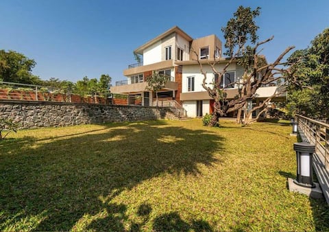 Seaview Soirée – Vacation Home in Gorai, Mumbai