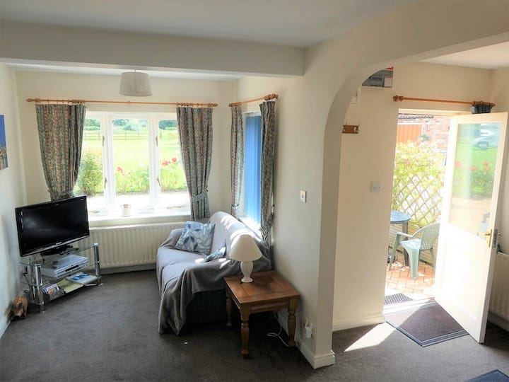 Cuckoo Cottage at West View Cottages for Rent in Louth, Lincolnshire