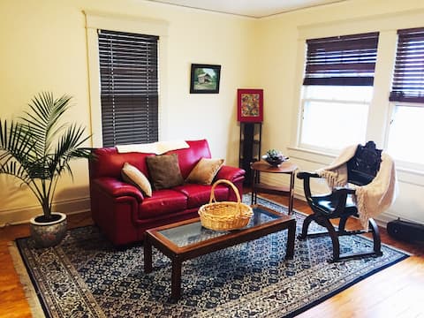 Historic Beauty and Walkable to Everywhere