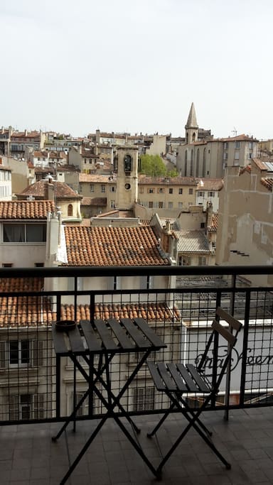Vue de la deuxième terrasse pour le petit-déjeuner