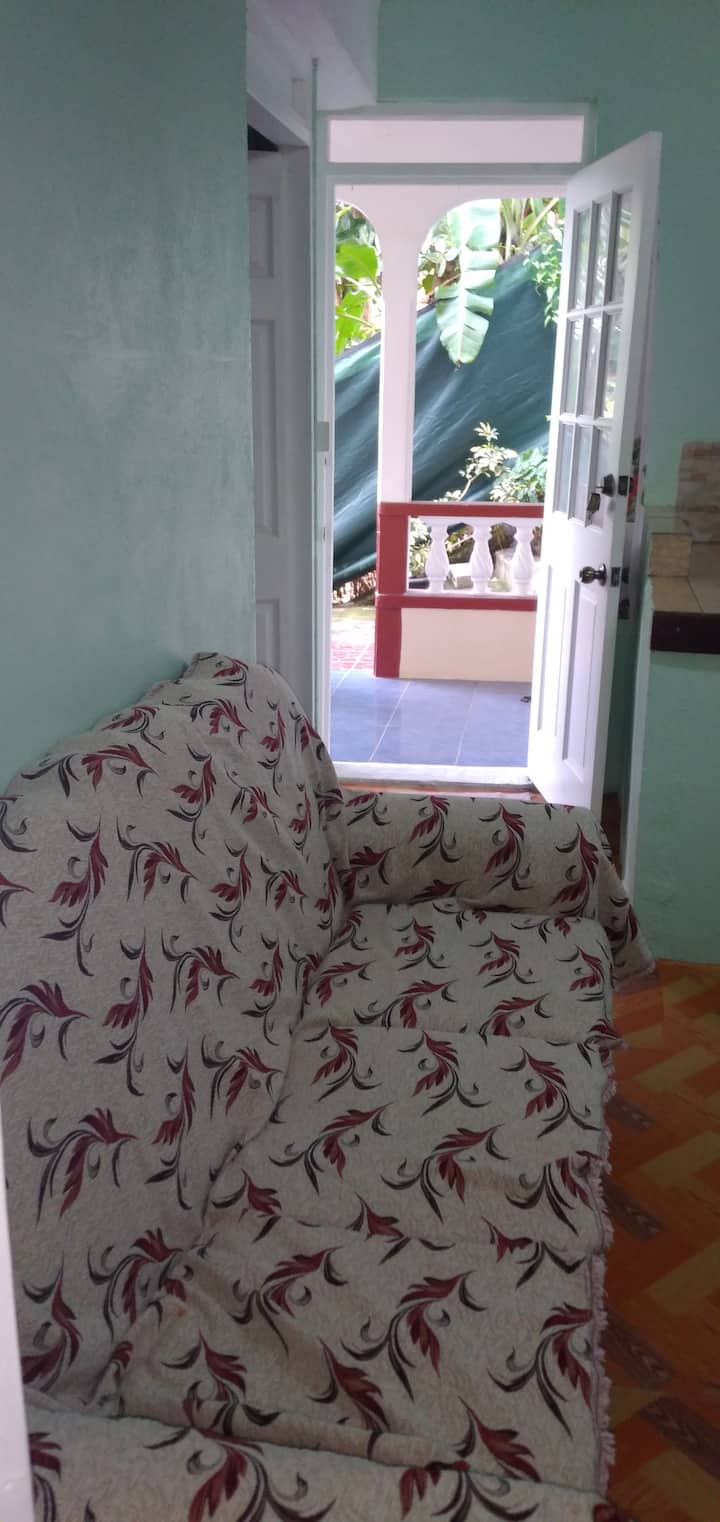 5 Minutes From Roseau. 2 Bedroom Apartment. - Dominica